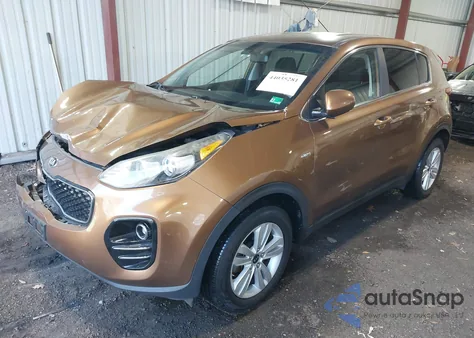 2018 Kia Sportage Lx z USA, uszkodzony, nr VIN KNDPMCAC0J7304855